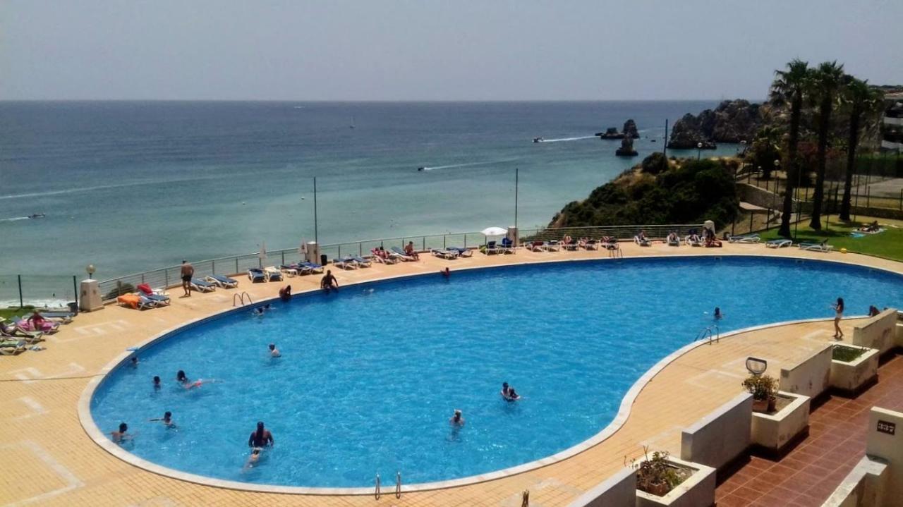 Lagos Apartment Ap Praia Dona Ana Bagian luar foto